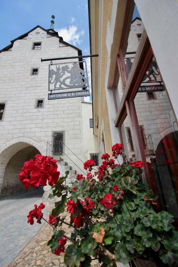 U Dr. Fausta Apartment Slavonice Exterior foto